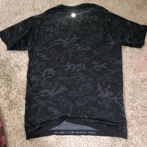 Men’s Lululemon Shirt